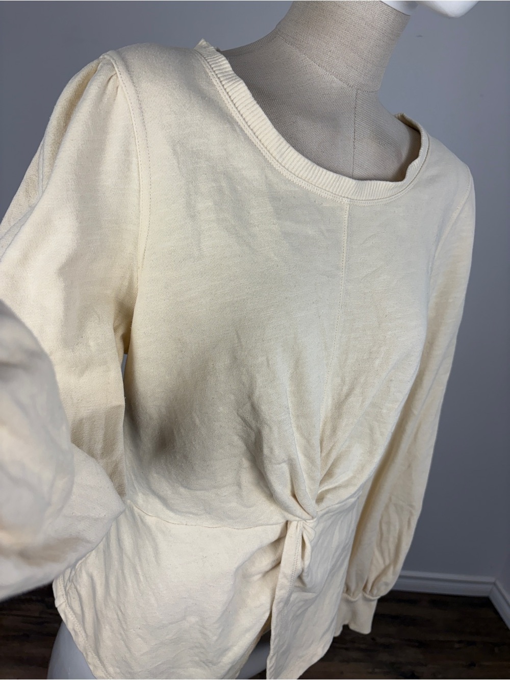 Pilcro by Anthropologie Ivory Knotted Balloon Sleeve Pullover M ❤️ - Picture 4 of 10